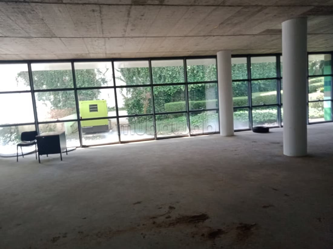 Bureau ouvert de 1000 m² à Souissi