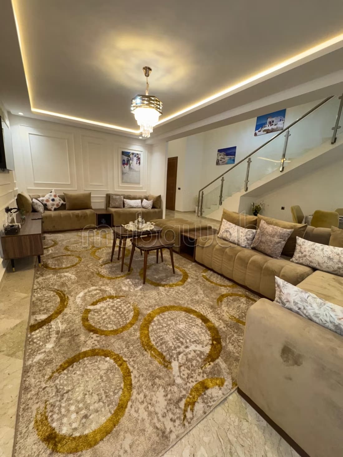 Louez cet appartement à Les Hôpitaux. 1 Pièce. Meublé