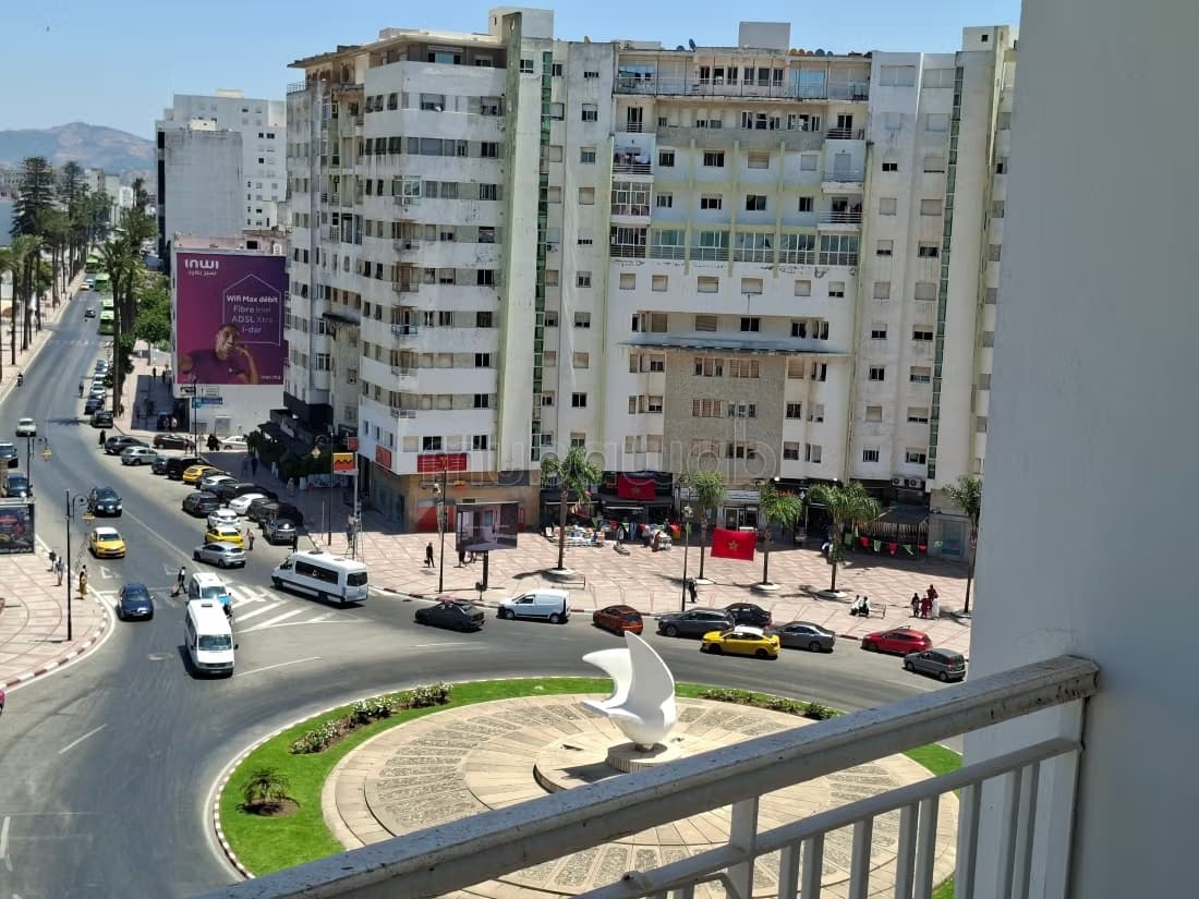 Appartement Titré en vente à El Mdrassi. 2 salons et 2grande...