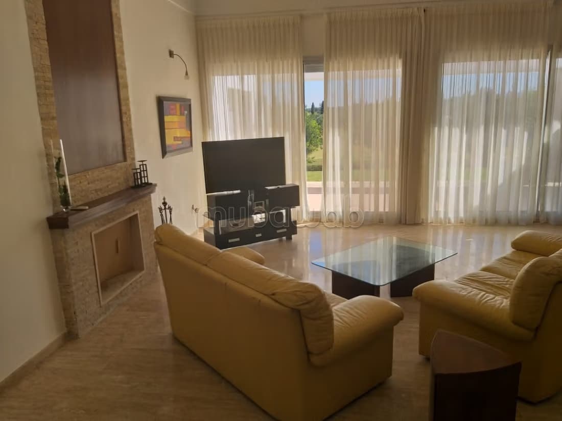 Villa meublee en location longue duree. Fes