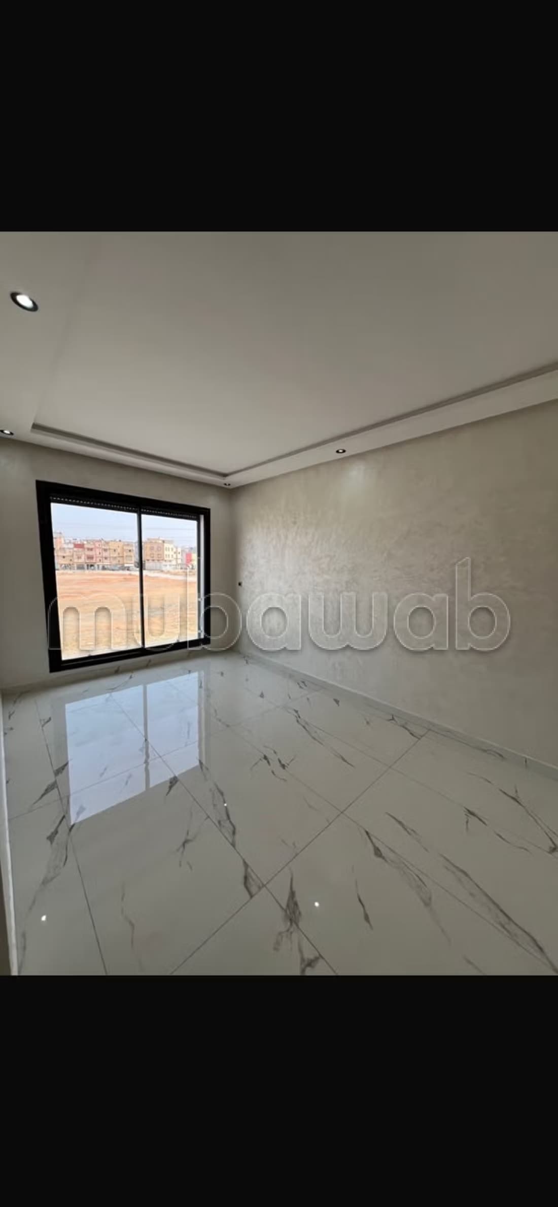 Bureaux en location à Riad Oulad Mtaa. Surface totale 90 m²...
