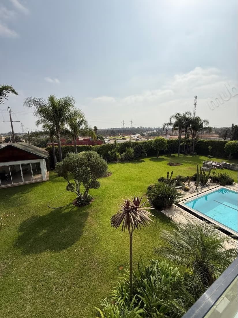 VILLA A VENDRE 2000 mètre Kenitra