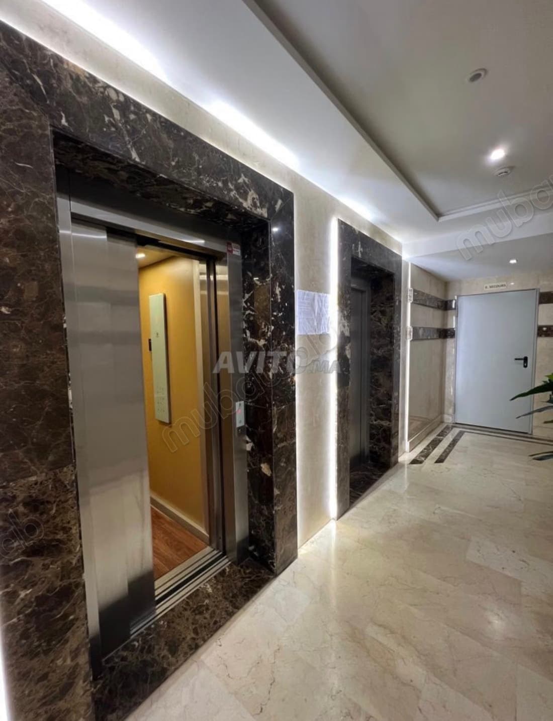 Appart à vendre 135 m² à Tanger Place Mozart