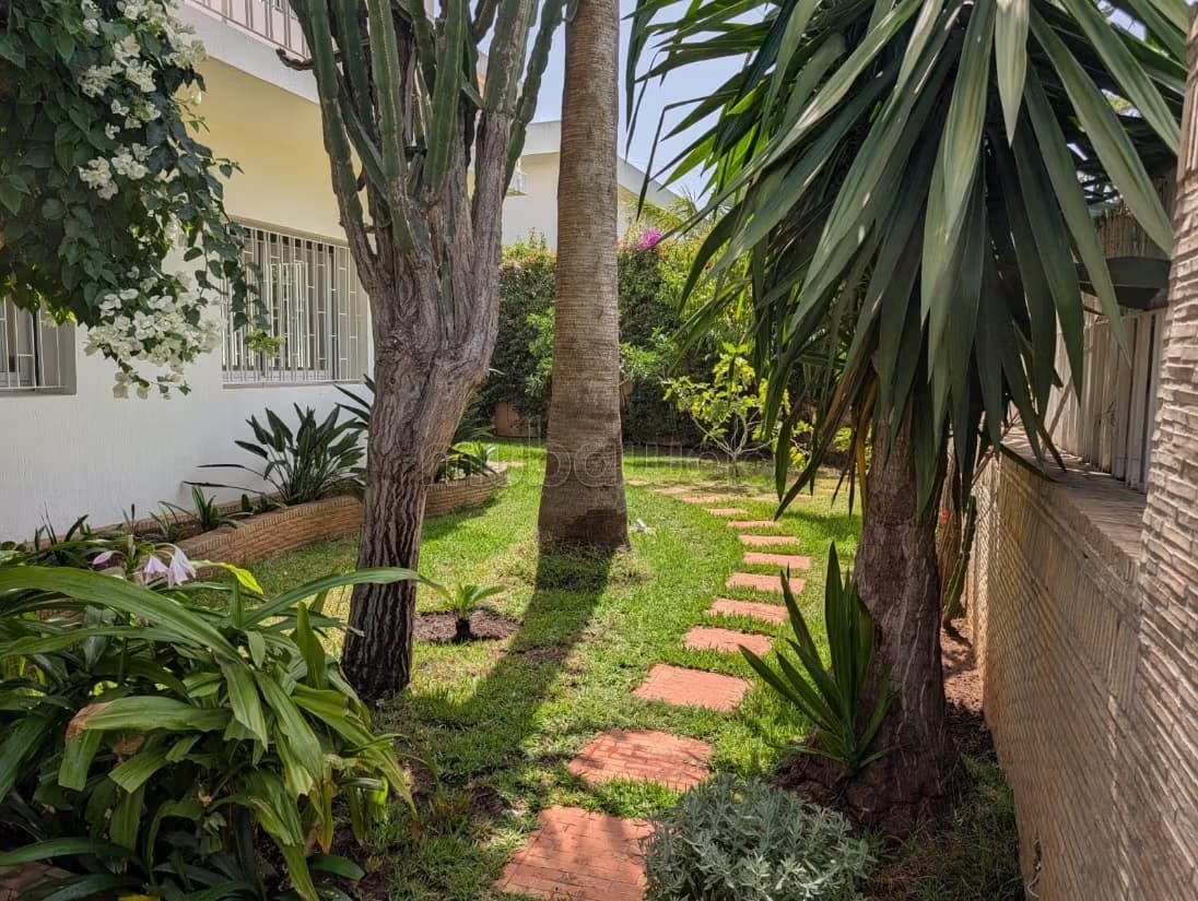 À louer villa pinède 4 chambres