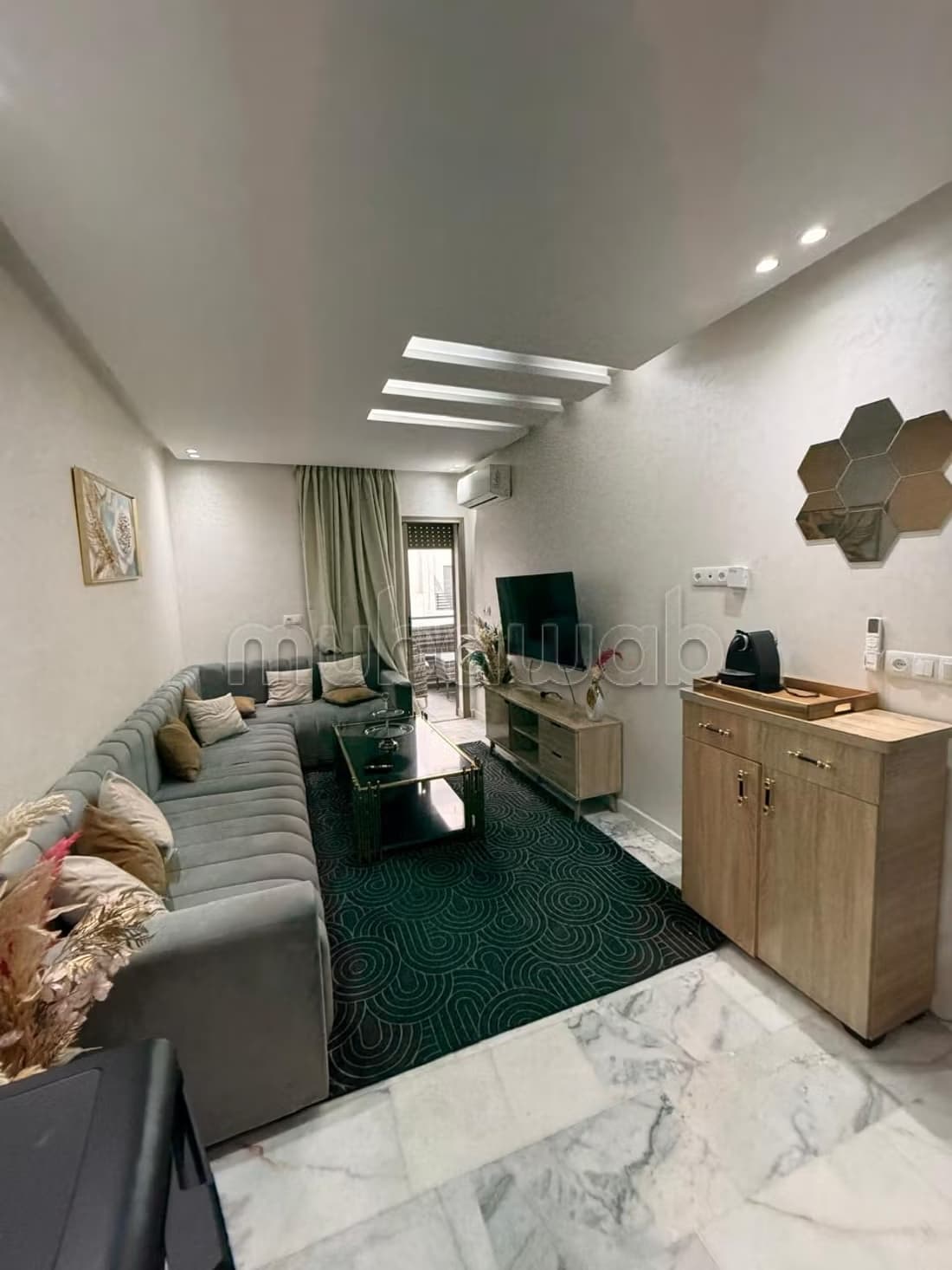 Studio meublé à louer