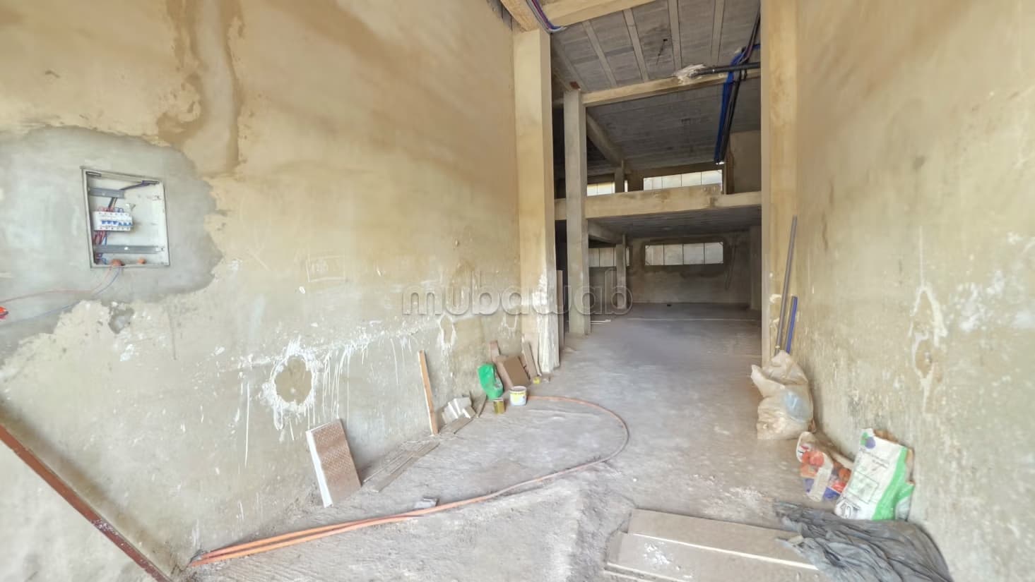 Louez ce local commercial à Wifak. Surface totale 270 m²