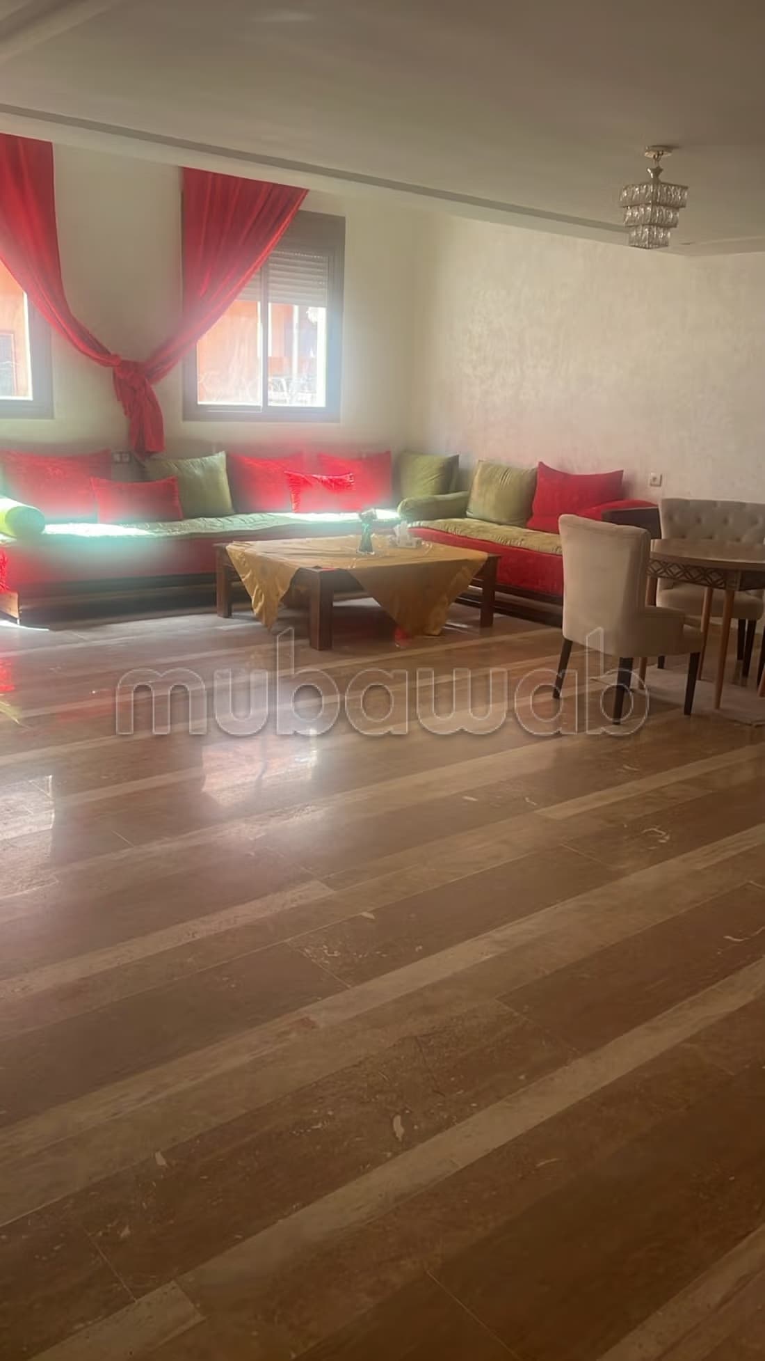 Duplex à louer meublé rhen70000 dh