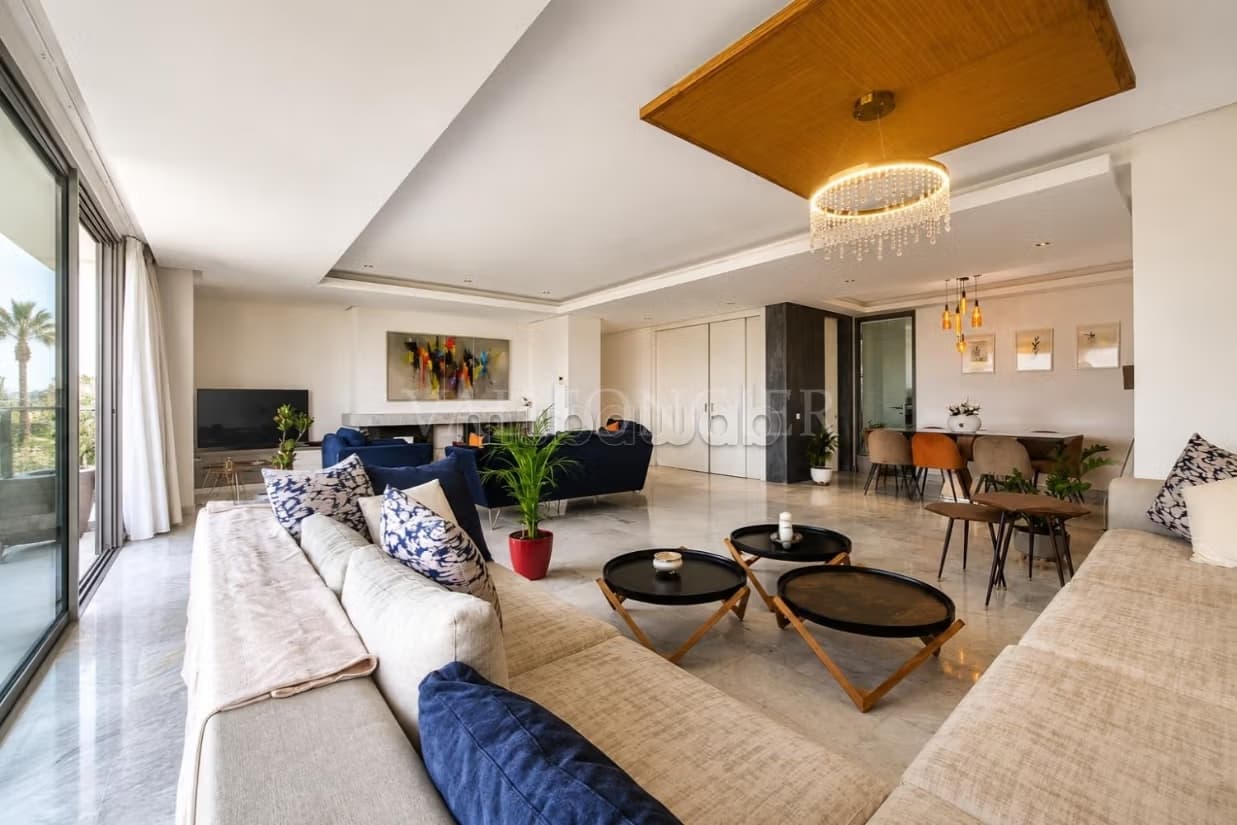 Location Superbe Appartement Meublé 185m2 3Chambres avec ter...