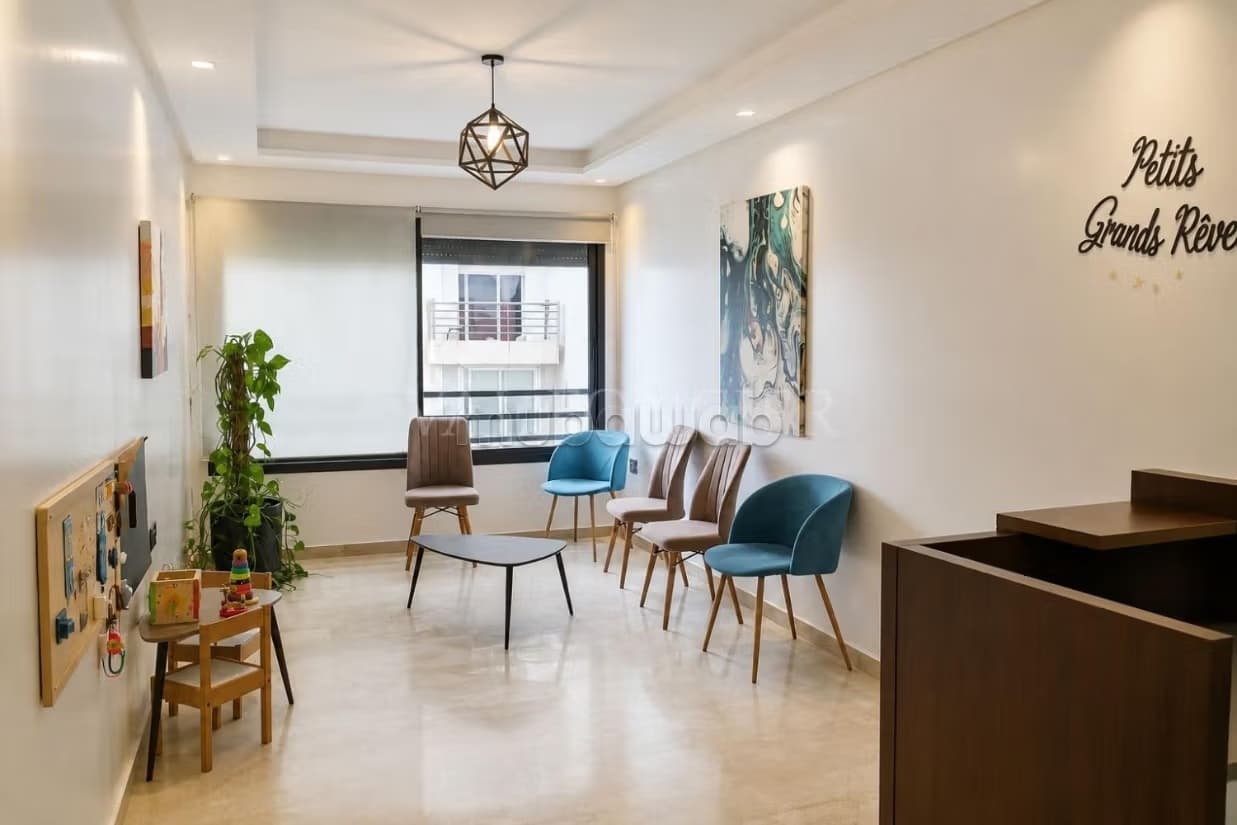 Location Studio moderne usage habitation ou bureau, Bourgogn...