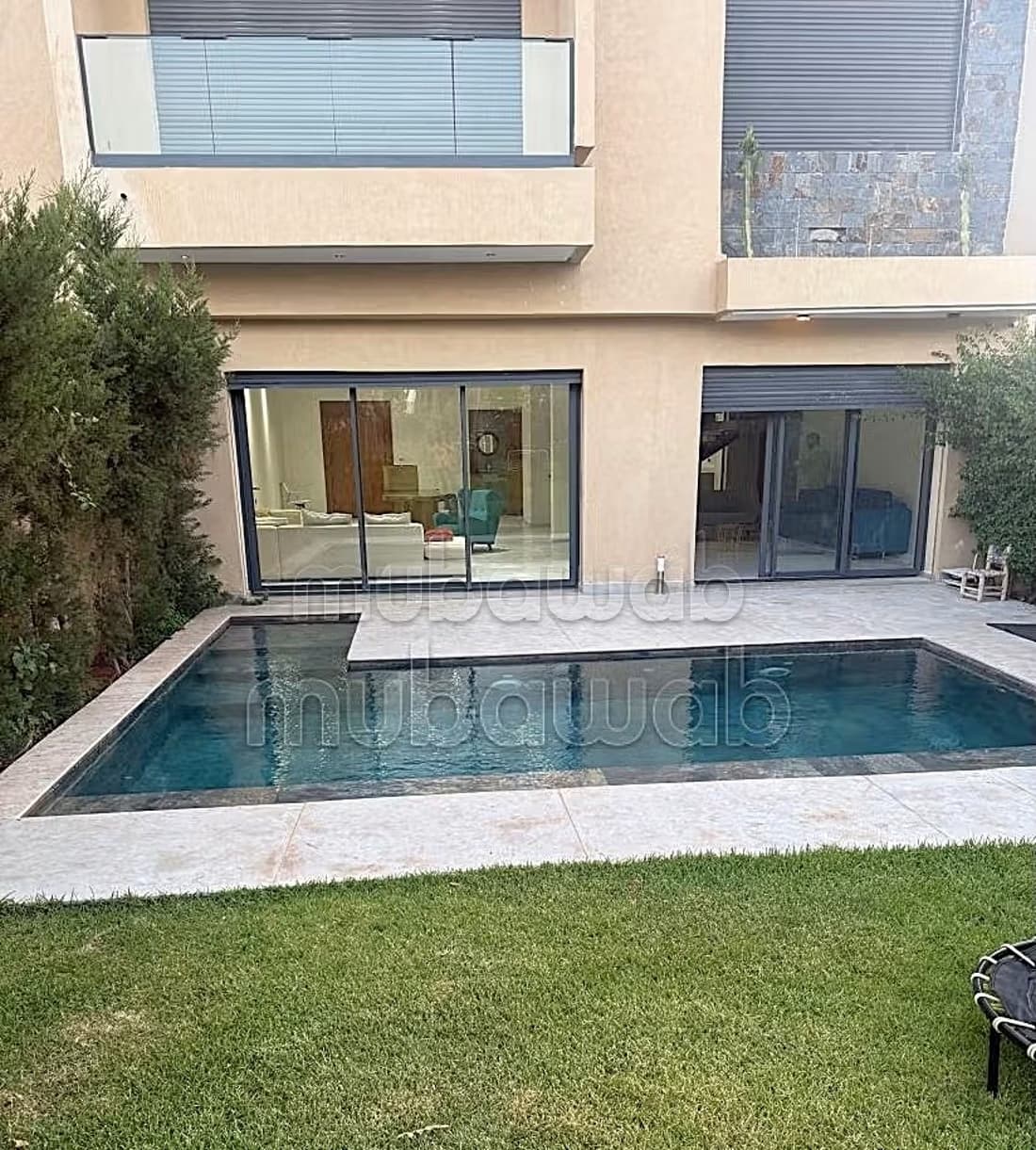 Villa de quatre chambres a Louer a Argan