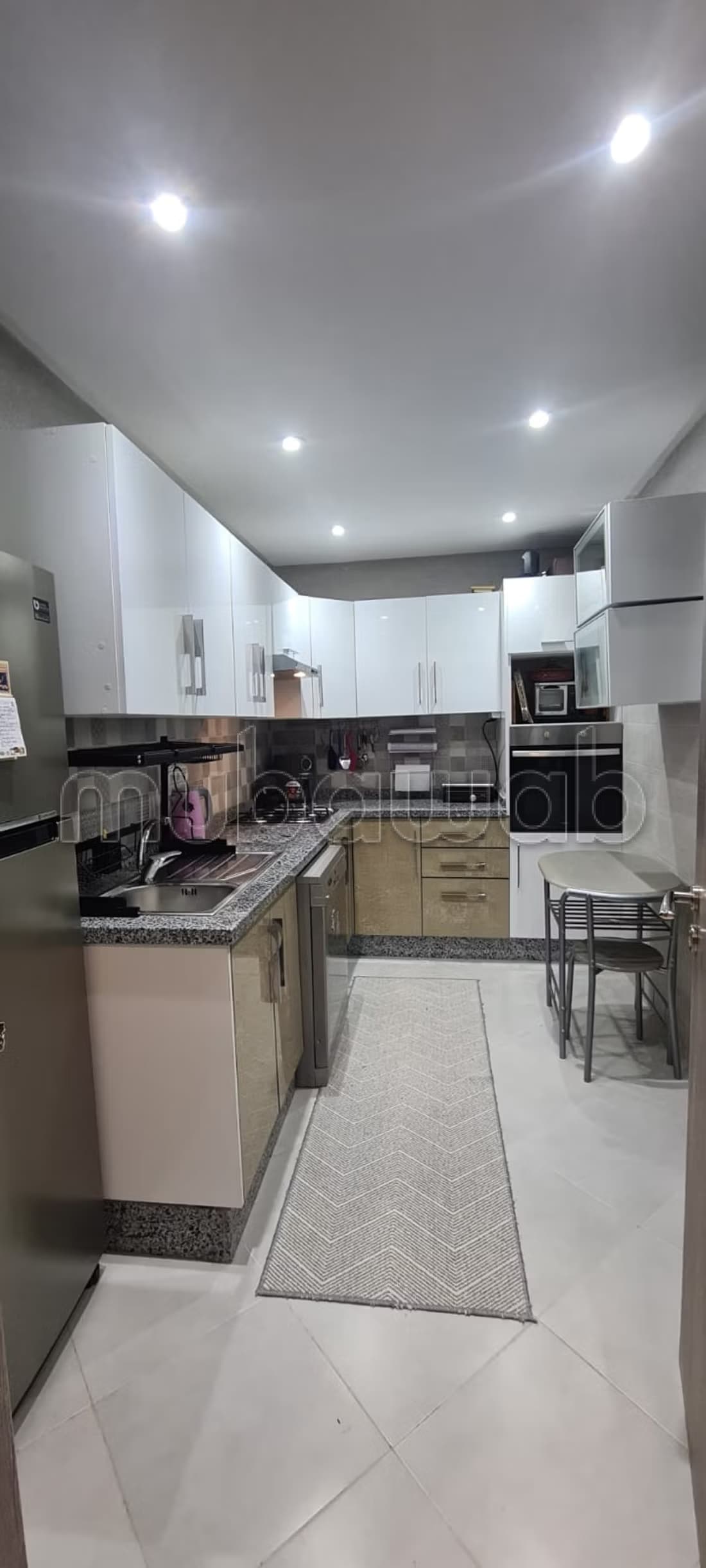 Bel appartement à vendre à Golf Garden
