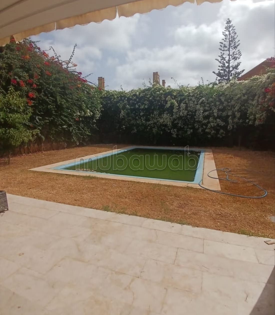 Villa de haut standing à vendre à CIL Hay Salam. 5 chambres...