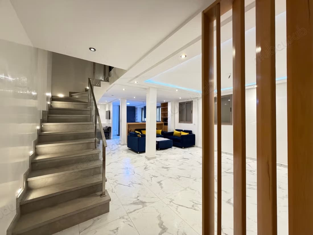 Duplex en vente à proche de l’aéroport de Marrakech. Superfi...