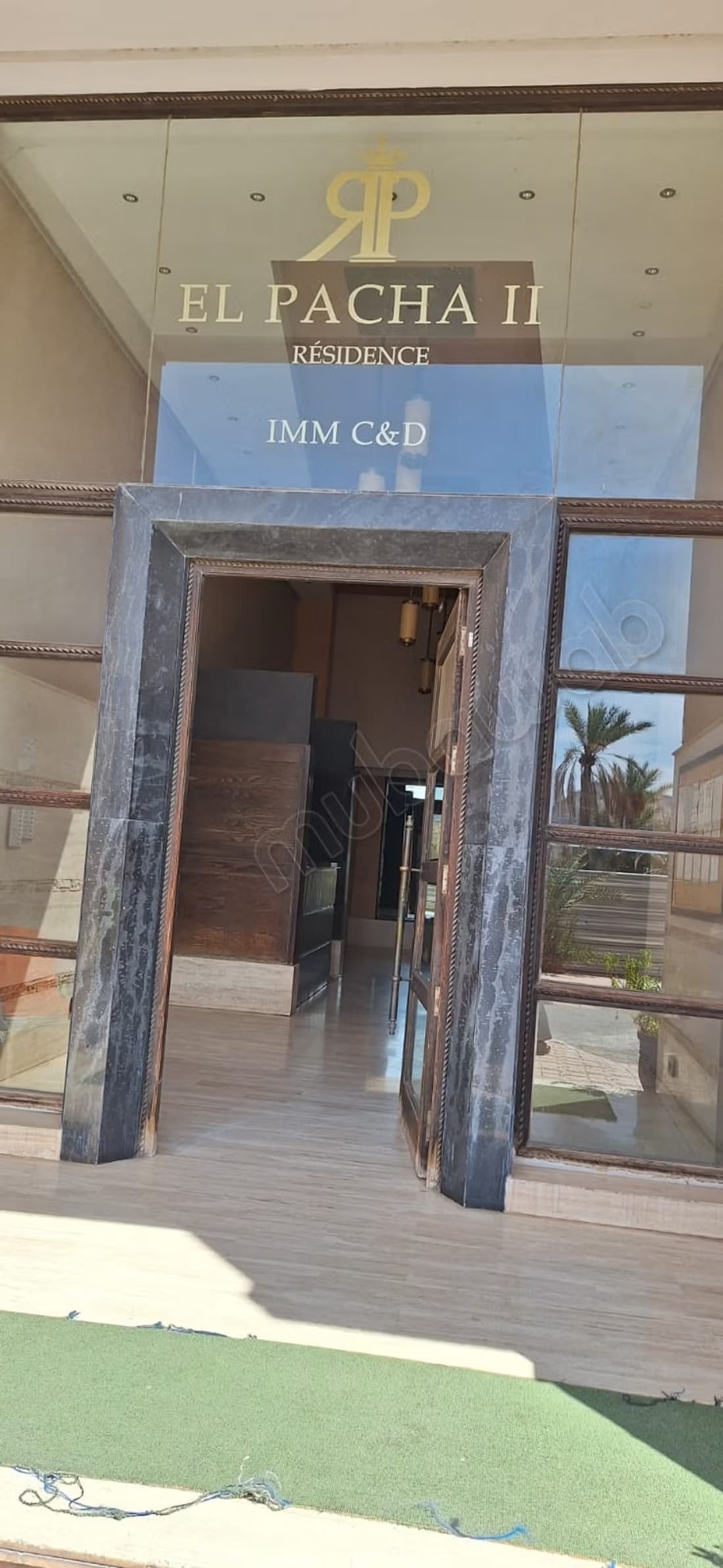 Louez cet appartement agriabl. À côté de McDonald's. Meubl...