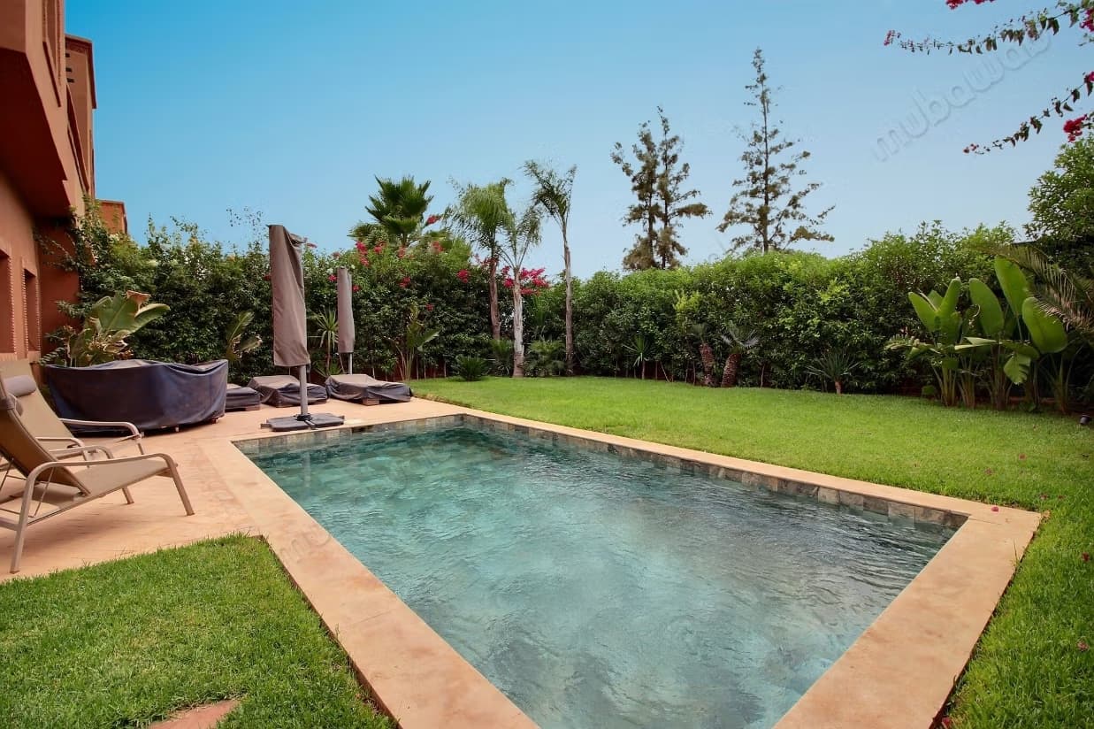 Villa Contemporaine en Résidence Sécurisée