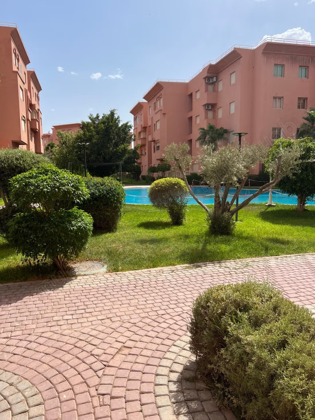 Appartement à vendre à Route Casablanca. 4 pièces confortab...