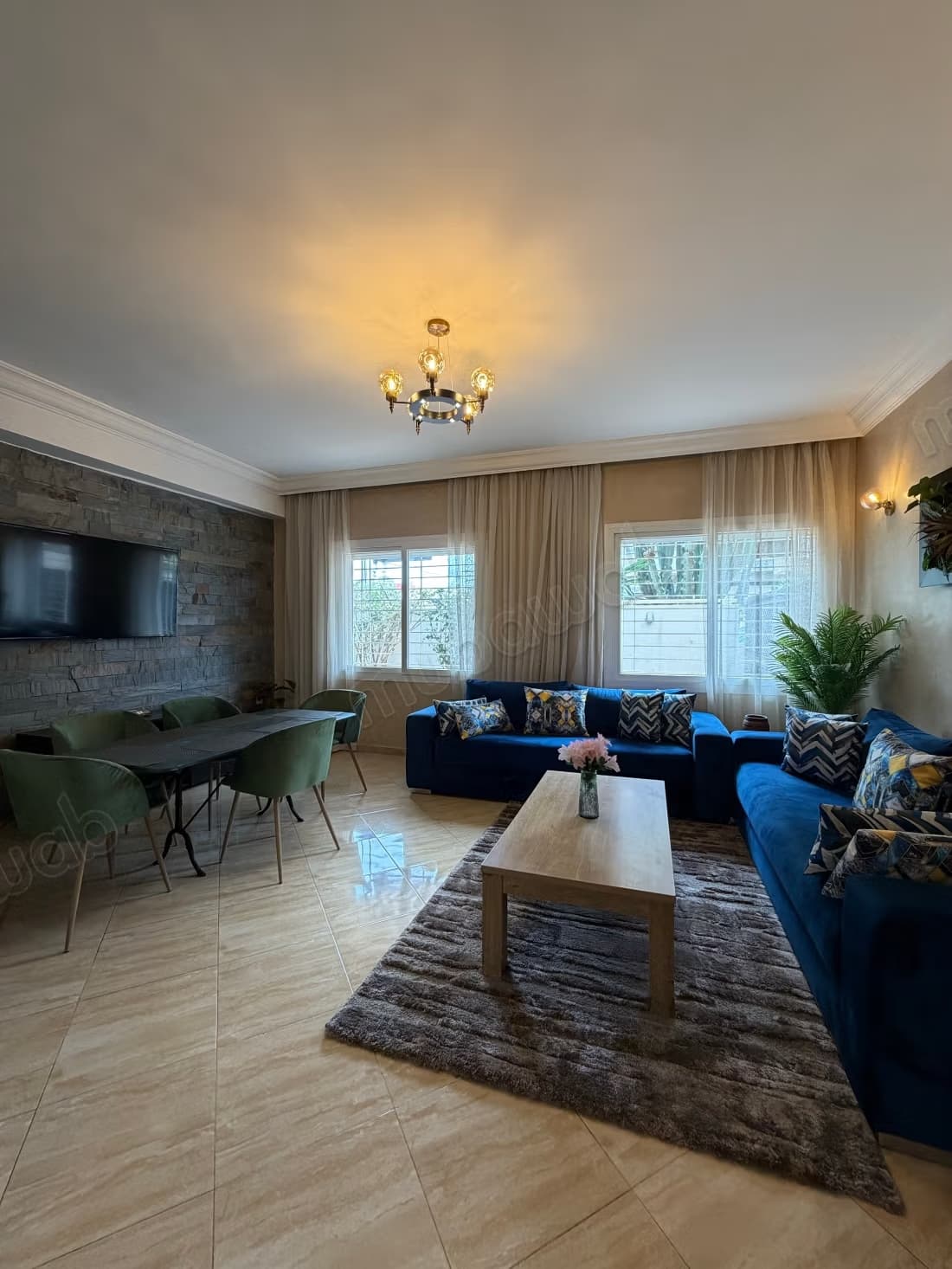 Superbe appartement à vendre à Haut Founty. 9 pièces confort...