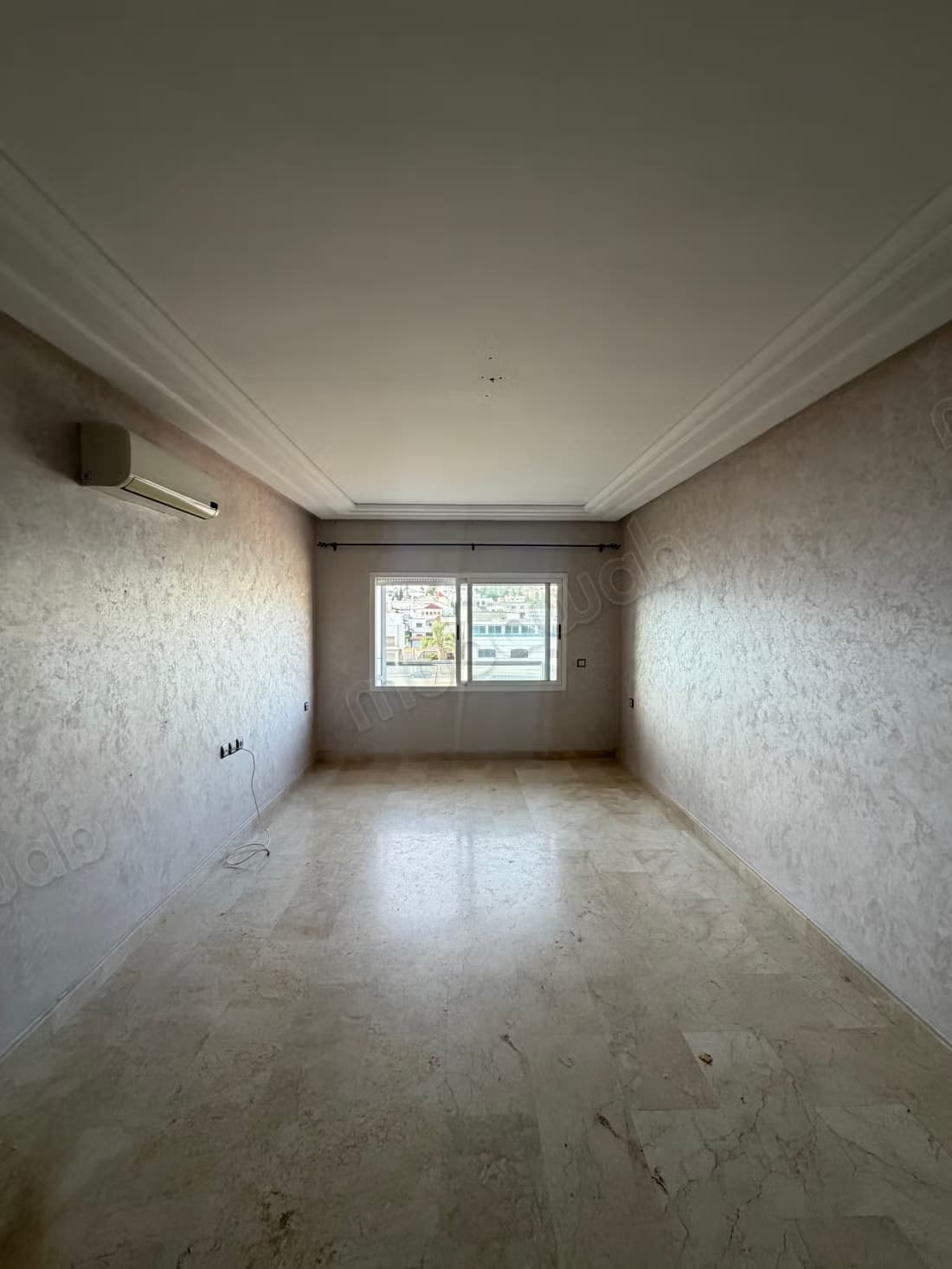 Appartement à louer à Braniss 2. Superficie totale 85 m². Po...
