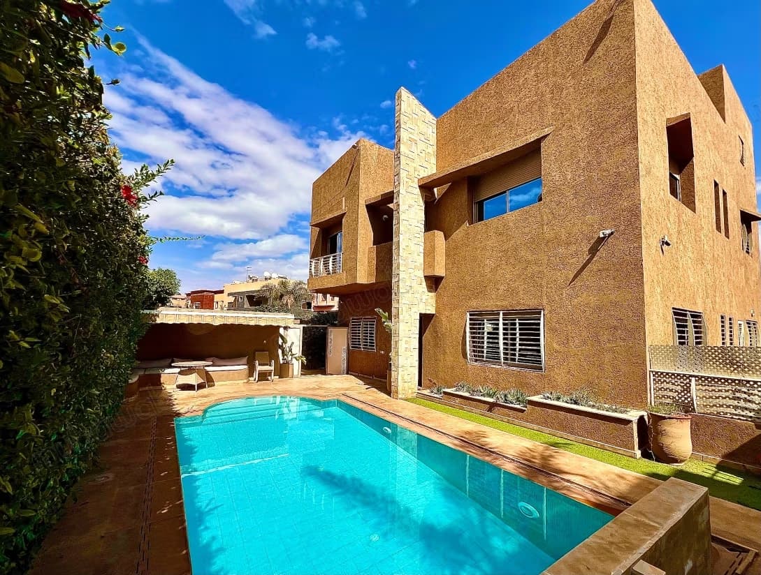 Magnifique villa de luxe à vendre à Targa – Marrakech
