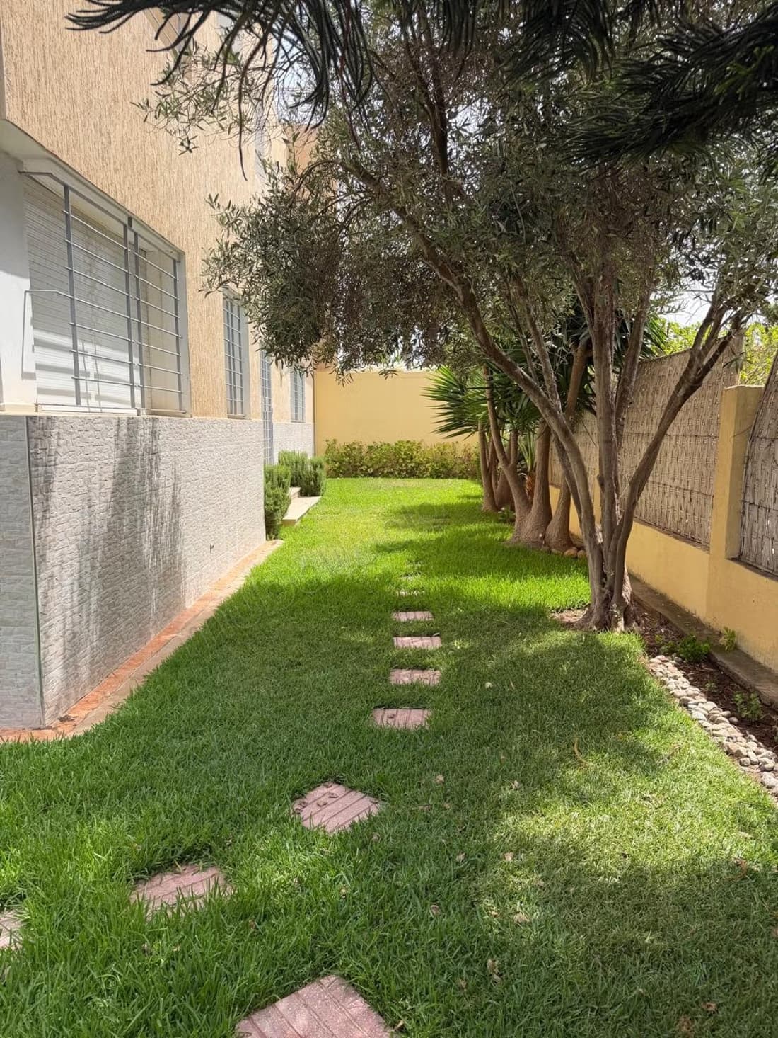 Vends villa quartier résidentiel sécurisé