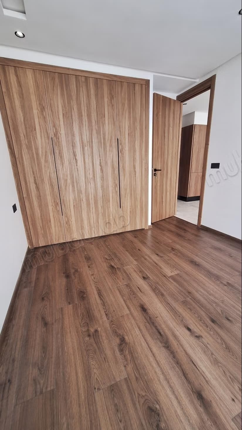 Local commercial à louer à Lissasfa. Superficie 500 m². Asce...