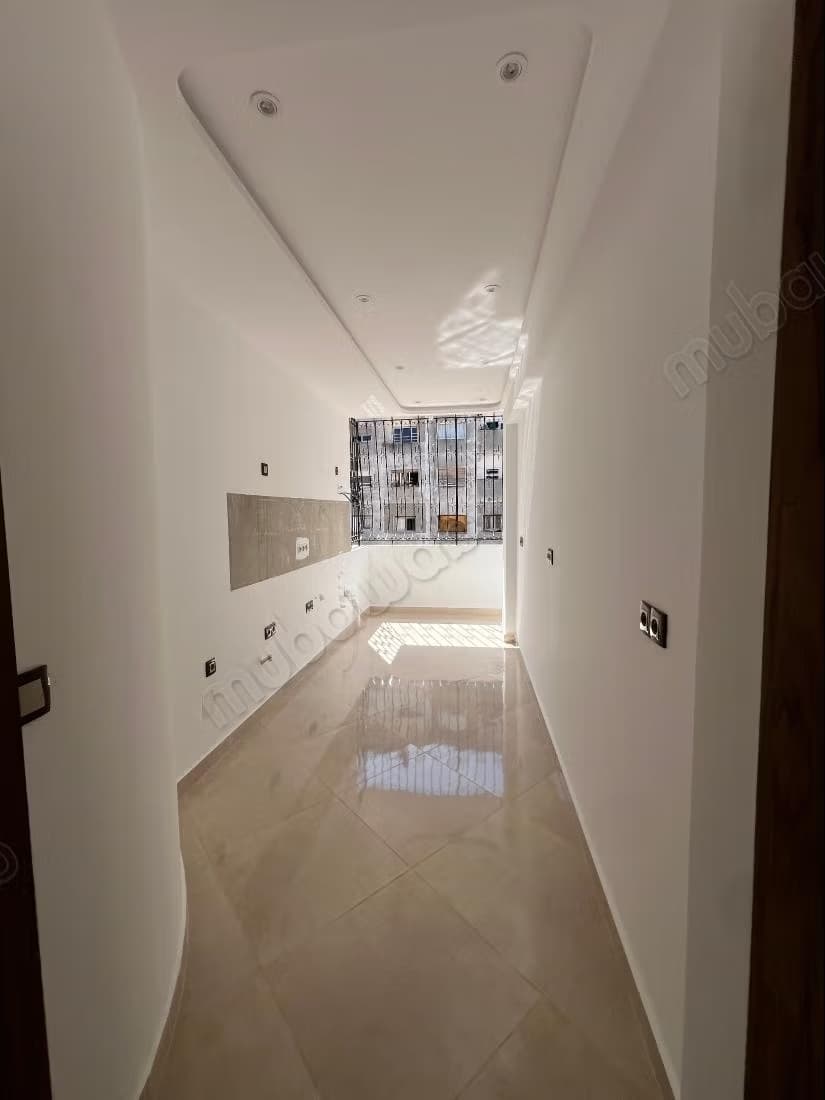 Appartement entièrement rénové à vendre – Hassan, Rabat