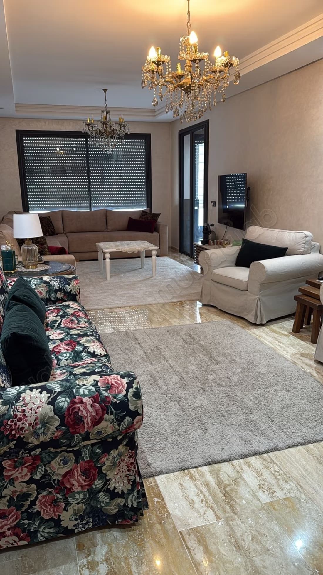 Bel appartement meublé grande terrasse