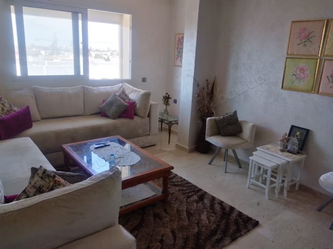 Vente d'un bel appartement à Oasis sud. 2 pièces confortabl...