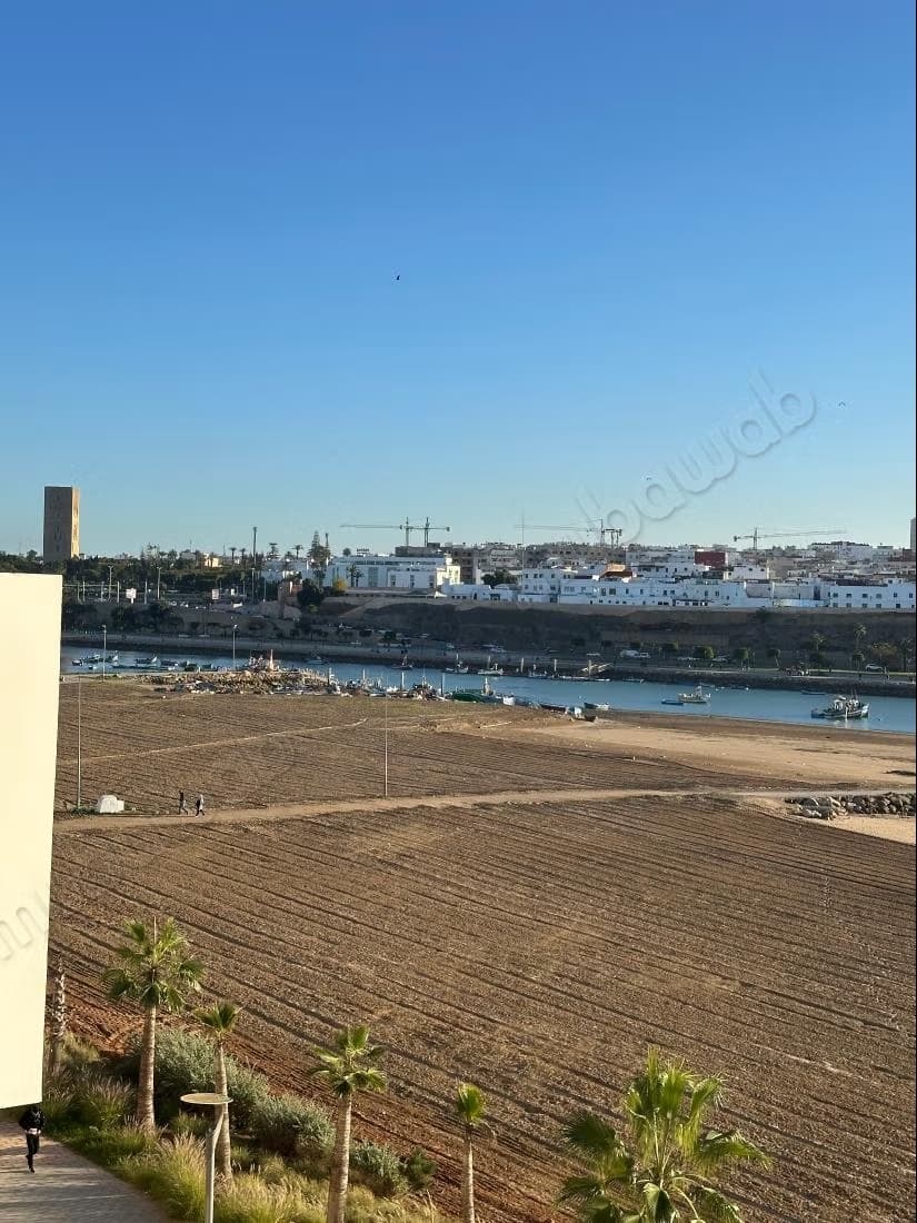 Très beau duplex a louer vue sur lac et mer