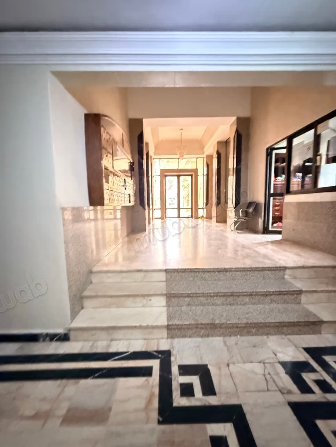 Vente d'un bel appartement à Hivernage. 2 chambres agréable...