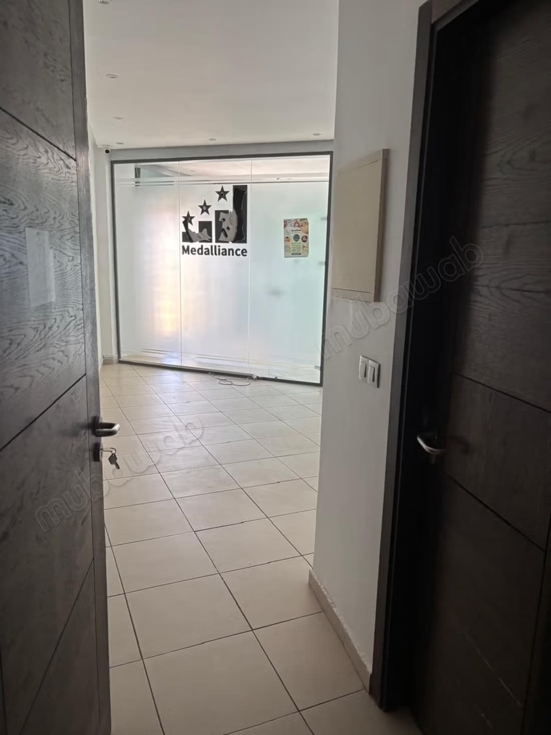 Bureau a la location. FES VN