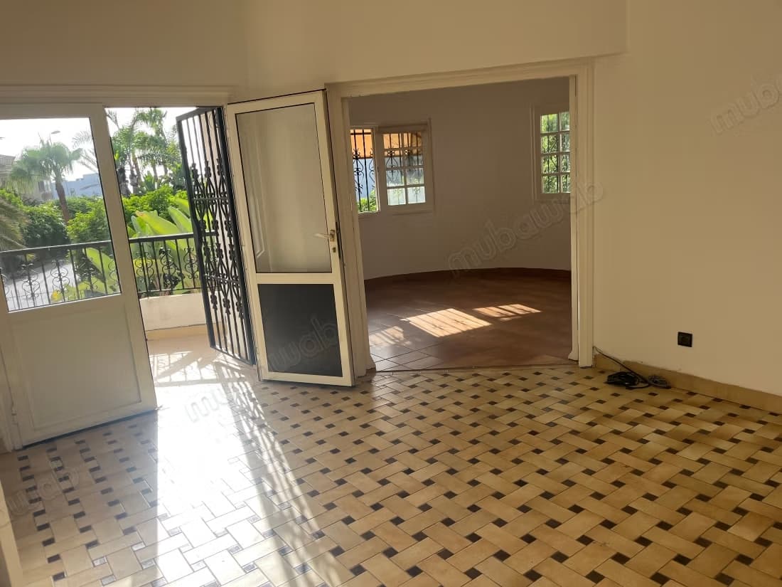 Au cœur de Ain diab, maison à louer 3 chambres et deux salle...