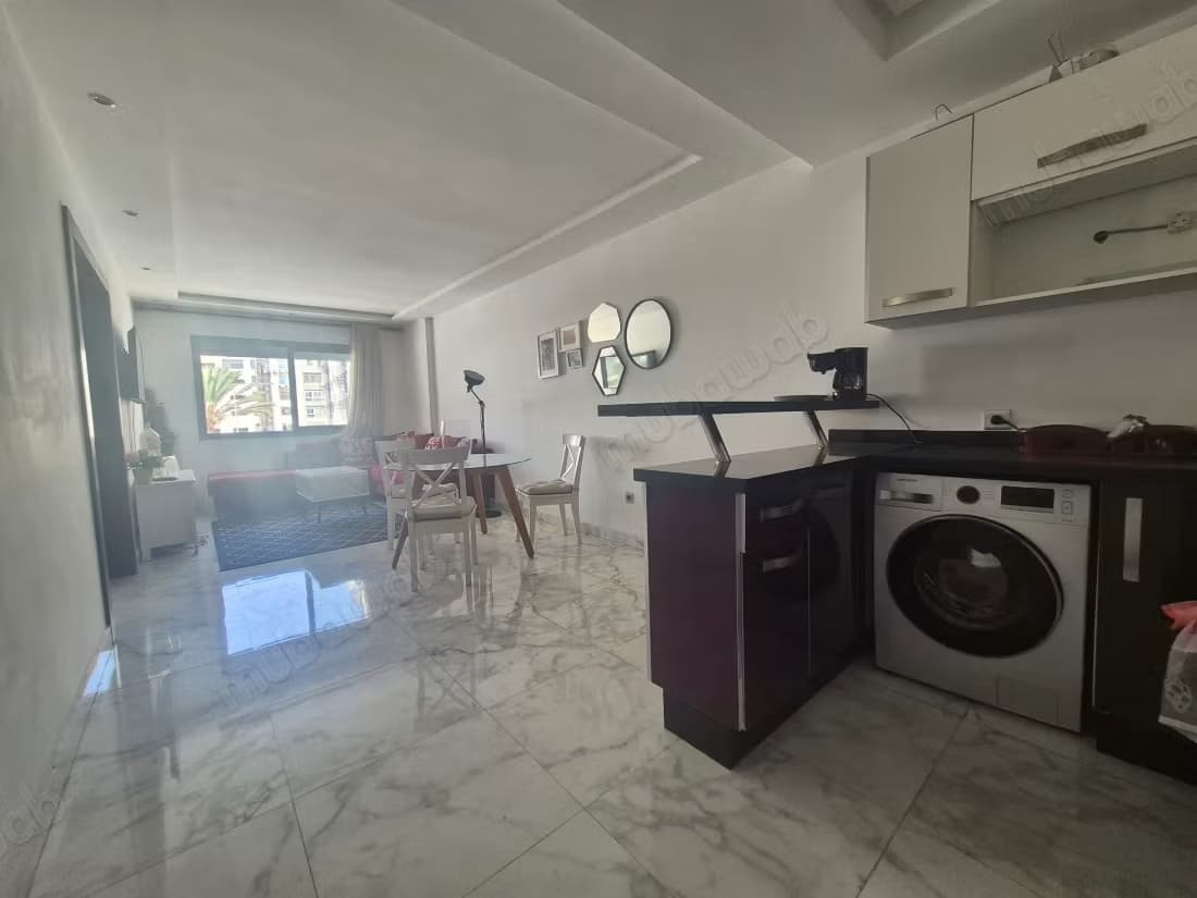 À vendre – Studio avec balcon Gauthier
