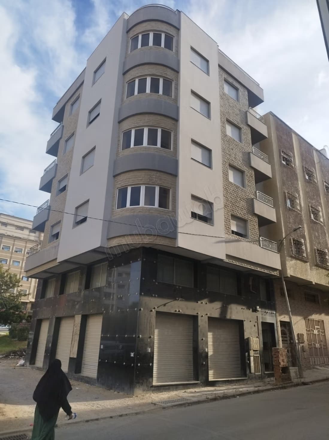 Immeuble R4 à vendre, Tanger 130 m Terrain