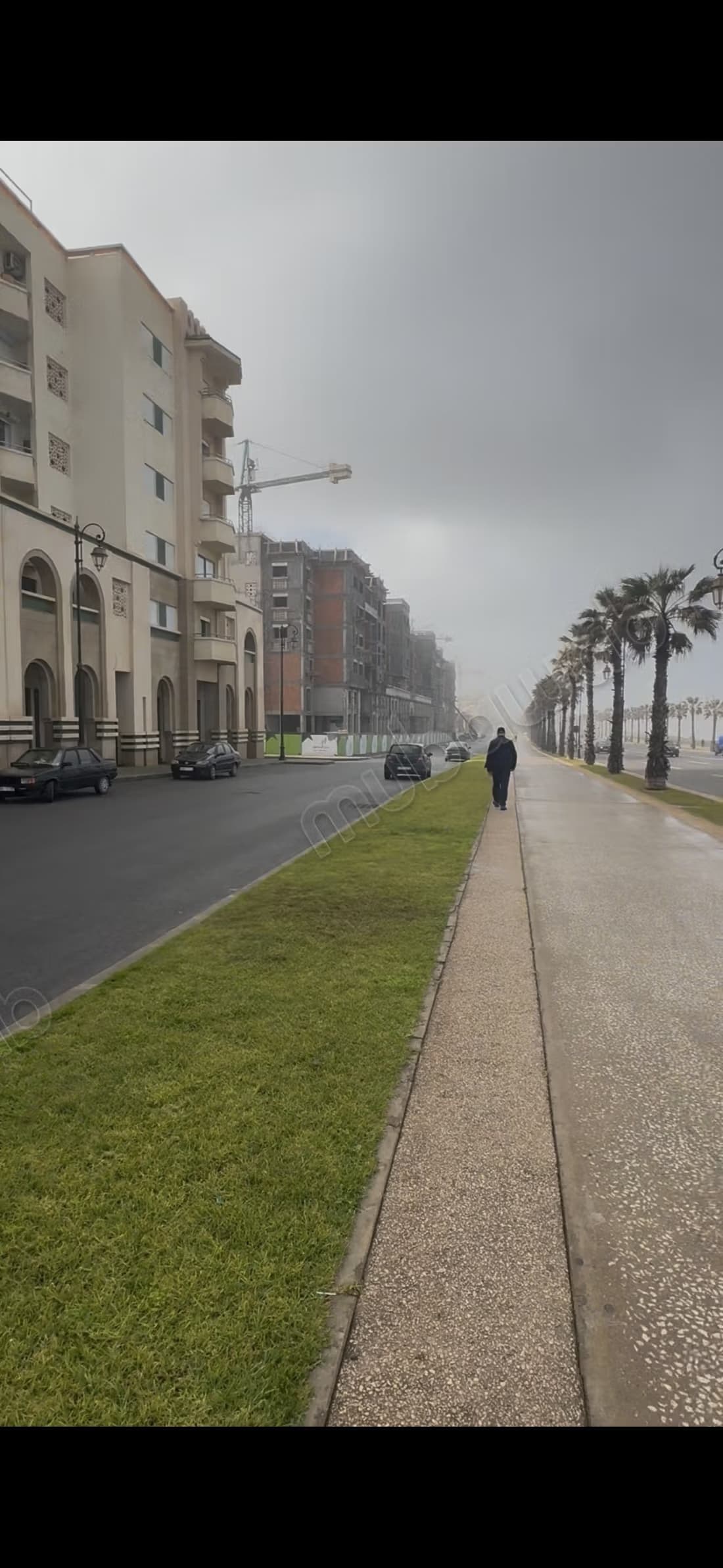 Local front de mer M. Assayeh, 2 facades
