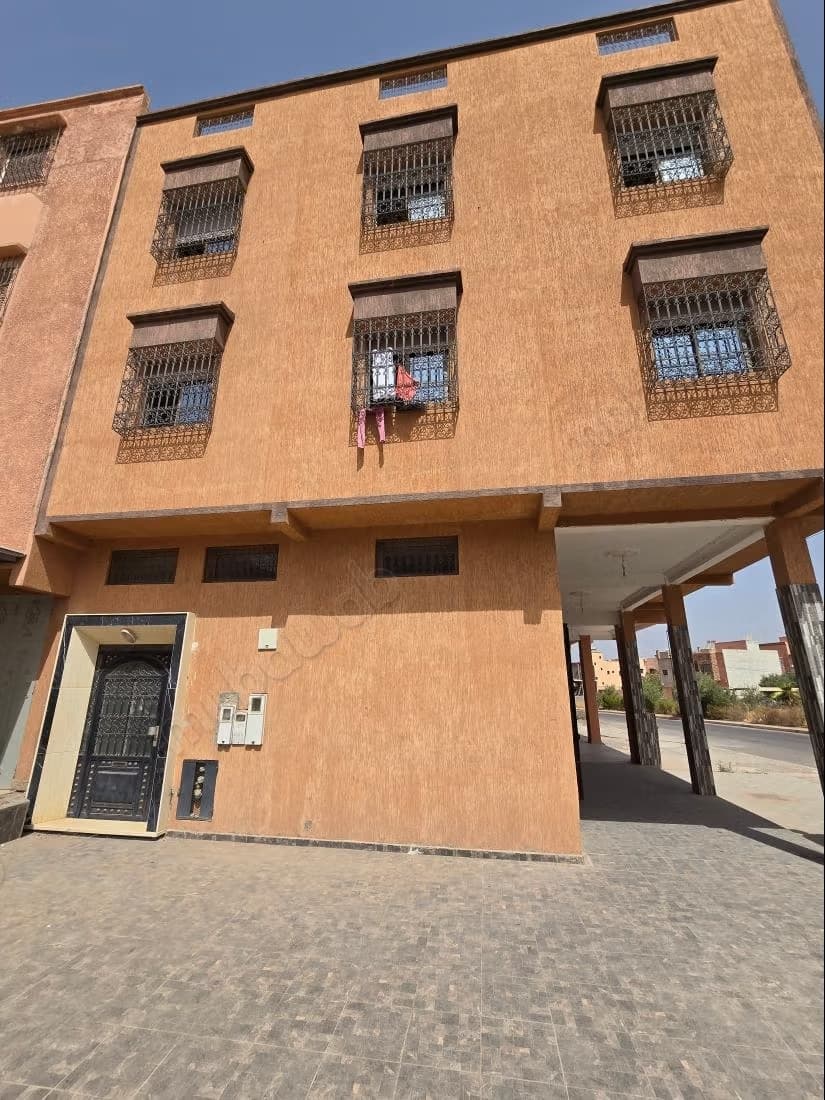 Maison Azzouzziya 2 appartements Magasin Hypothèque