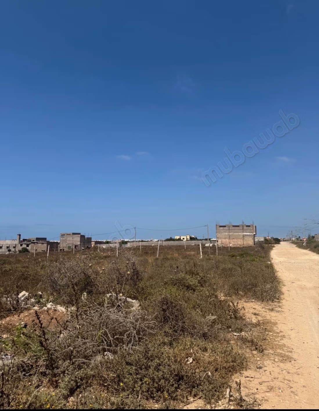 Vente terrain à douar el lmnadla. Superficie 3483 m²