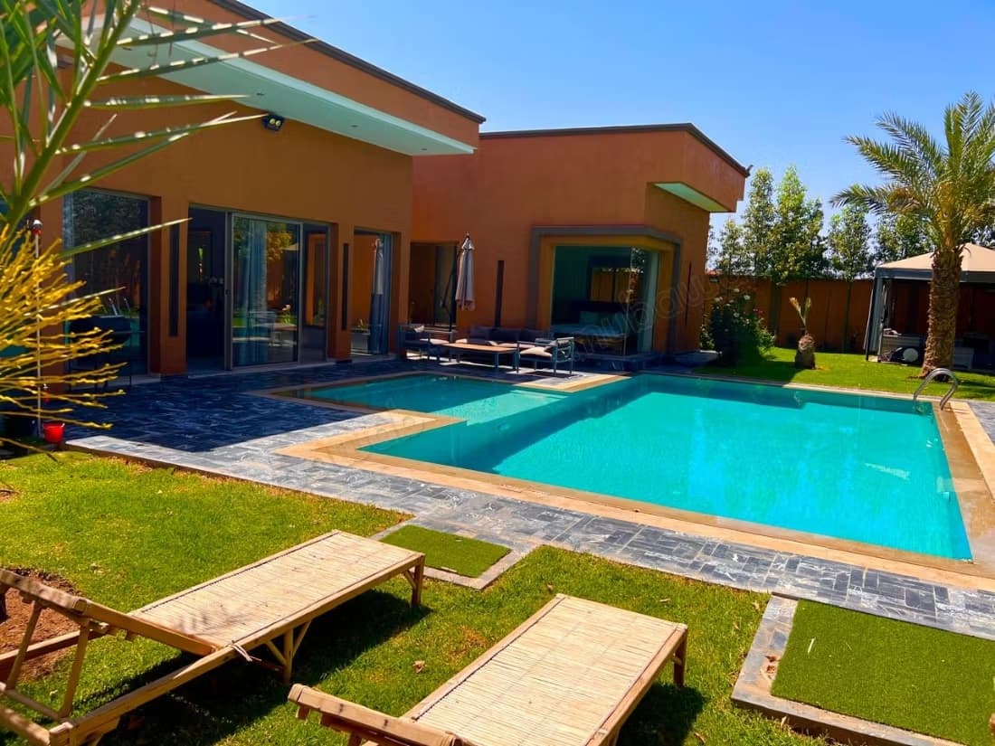 Location villa de haut standing à Route de ouarzazat. 4 cha...