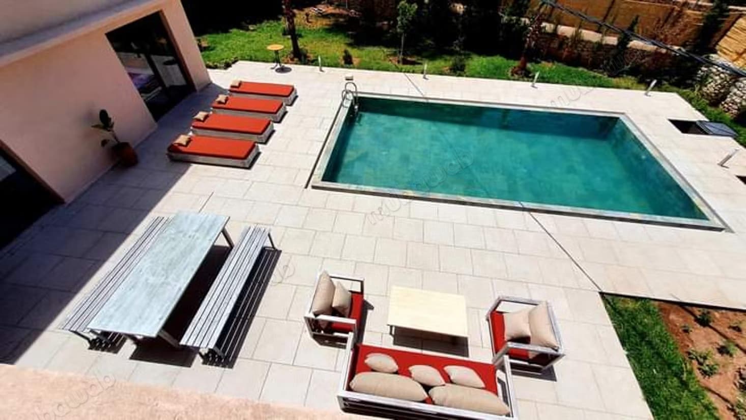 Belle villa a louer a l'annee