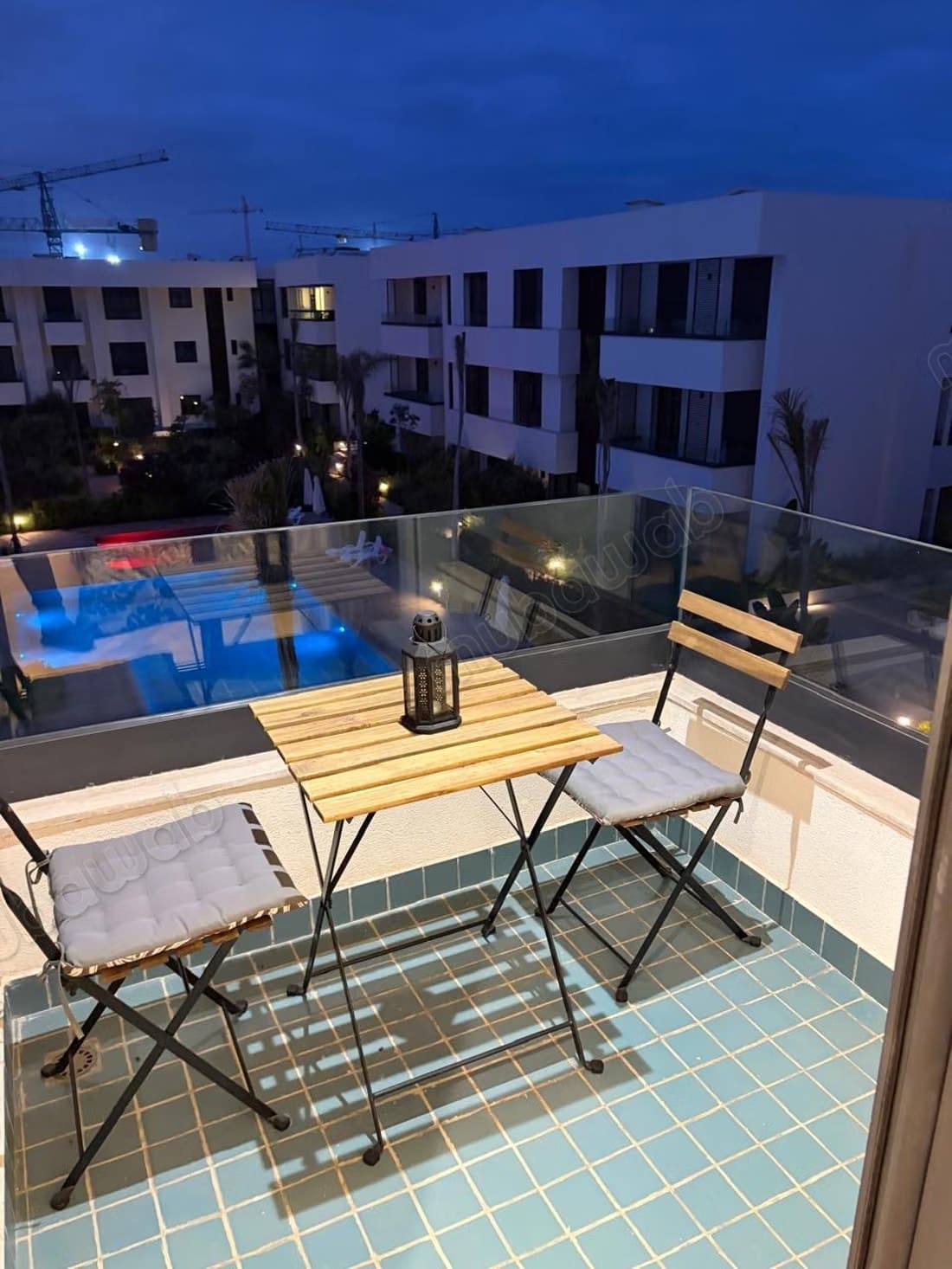Appartement meublé de standing avec vue piscine – Casablanca