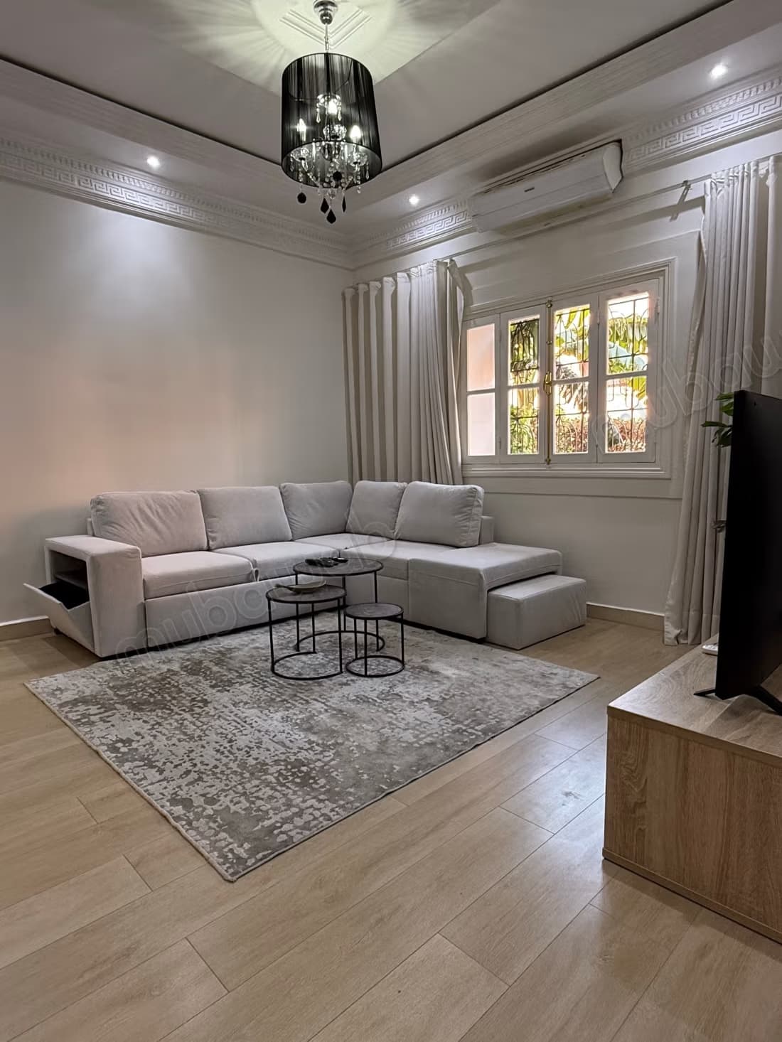 Rez de chaussée de villa à louer meublé au centre ville
