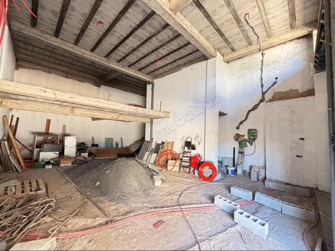 Local Commercial Stratégique 218 m² Dar Bouazza