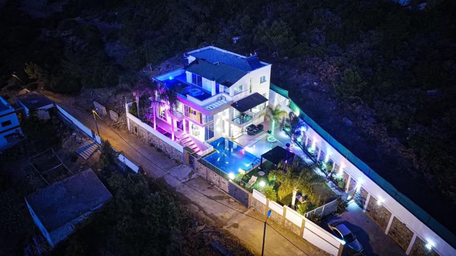 Villa de rêve à louer à Mediouna avec vue sur la mer Échappe...