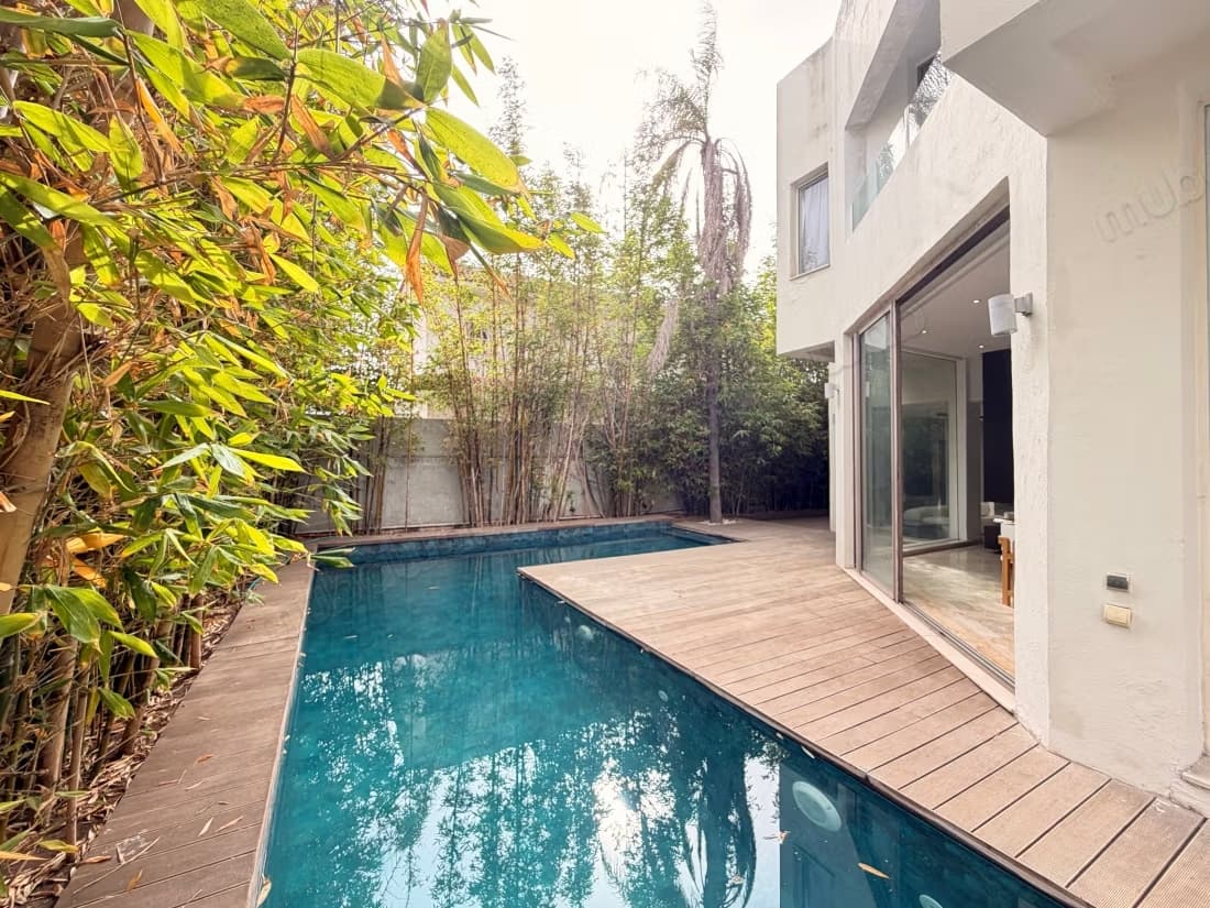 Villa meublée à louer au cil avec piscine