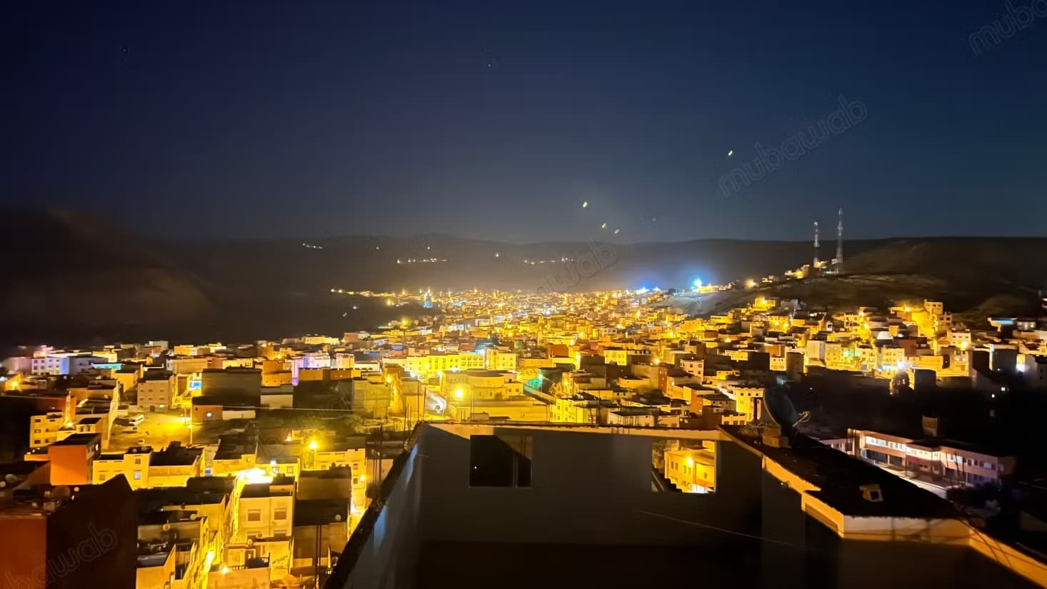 Maison dans le quartier de Tamwansa surplombant Ourir
