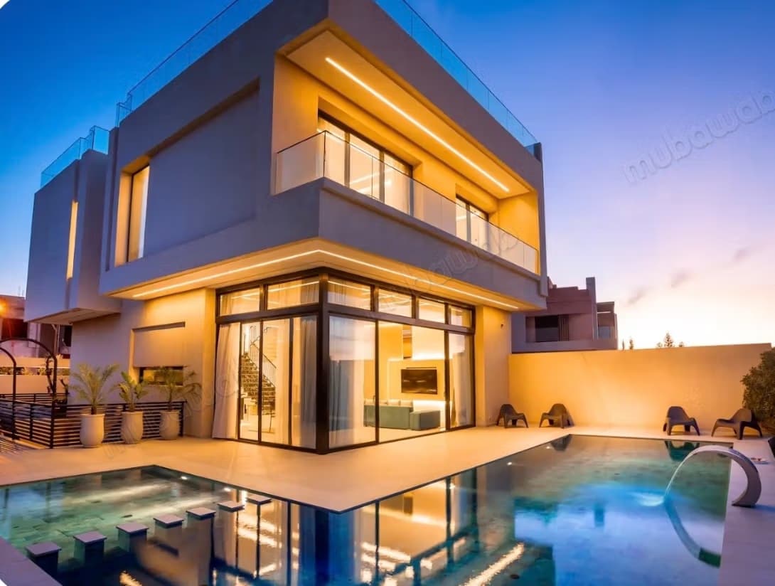Magnifique villa construite sur 2500m2