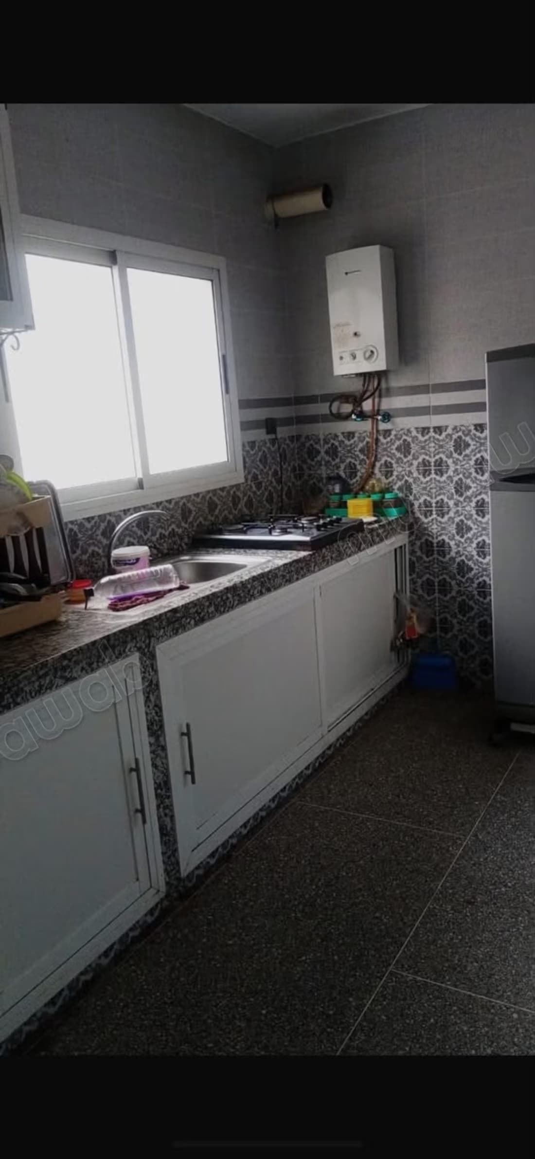 Appartement à louer au centre-ville. 1 partie. Meublé