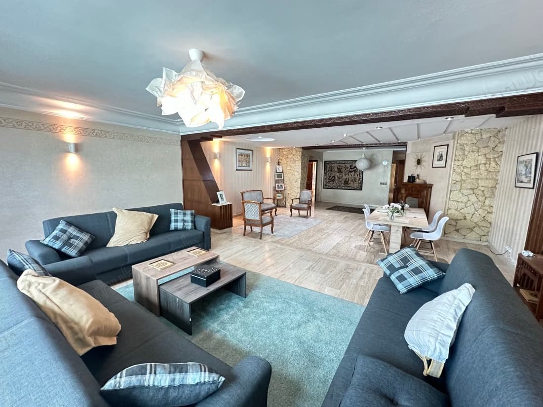 Très grand appartement familial à la location meublé de 3cha...