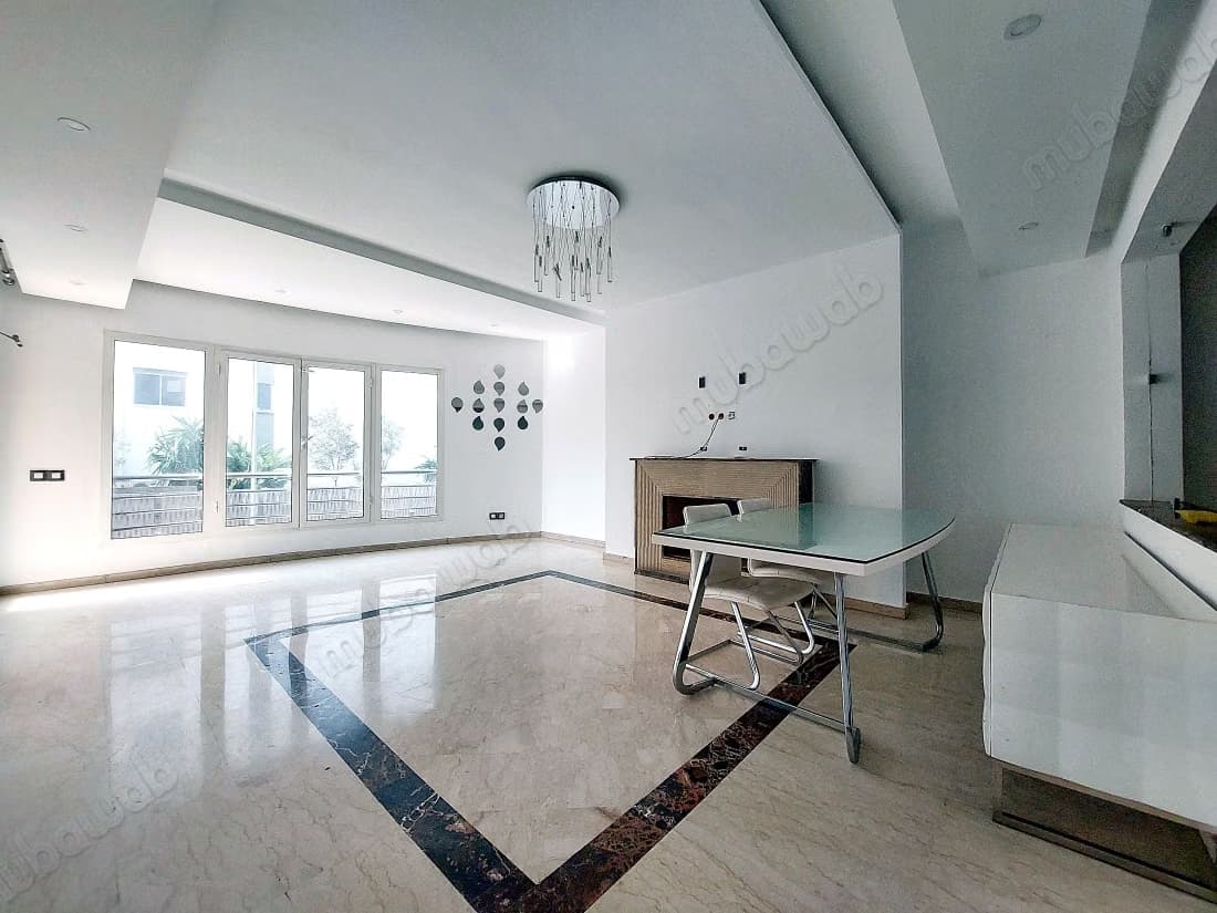Appartement à vendre – 3 chambres – 292 m²