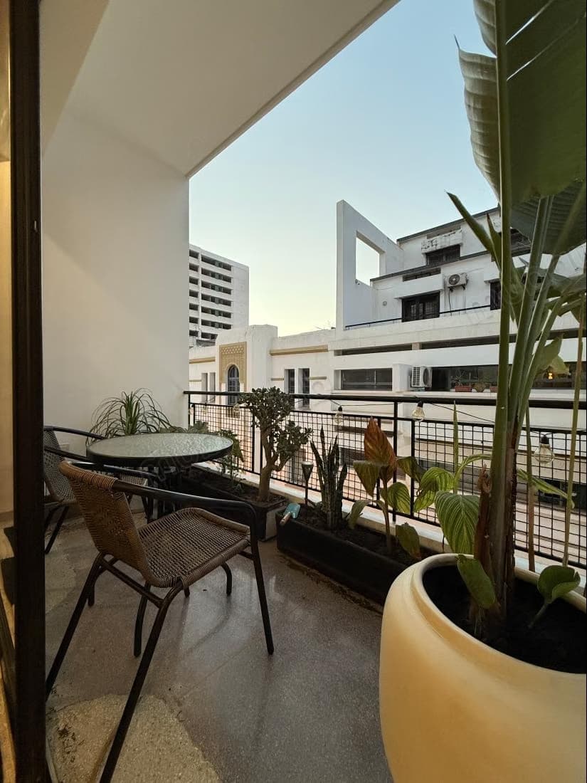 Appartement à louer à Médina. 3 pièces. Meublé